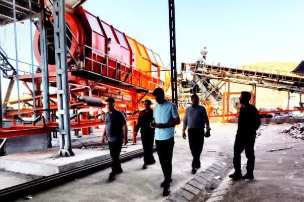 از خط دوم بازیافت مجتمع تولید کمپوست تبریز