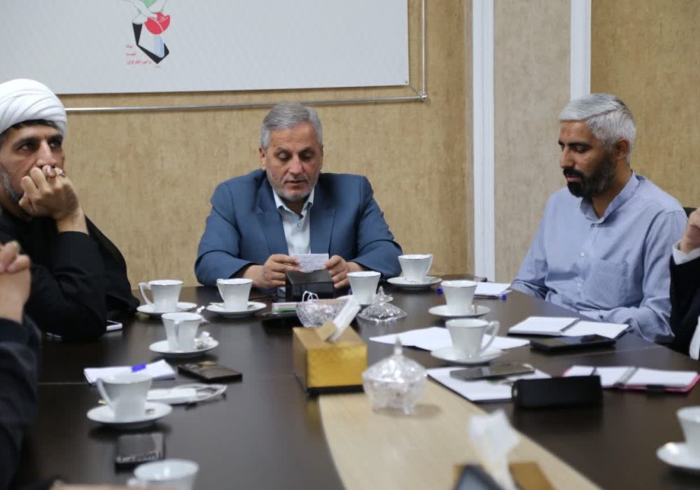 هم‌اندیشی برای طراحی الگویی ماندگار در گلزار شهدای تبریز