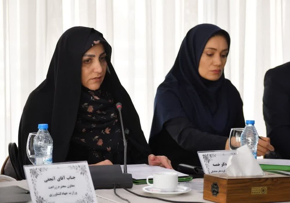 مشاور وزیر جهاد کشاورزی در گردهمایی رؤسای سازمان‌ جهاد کشاورزی استان‌های سراسر کشور در تبریز