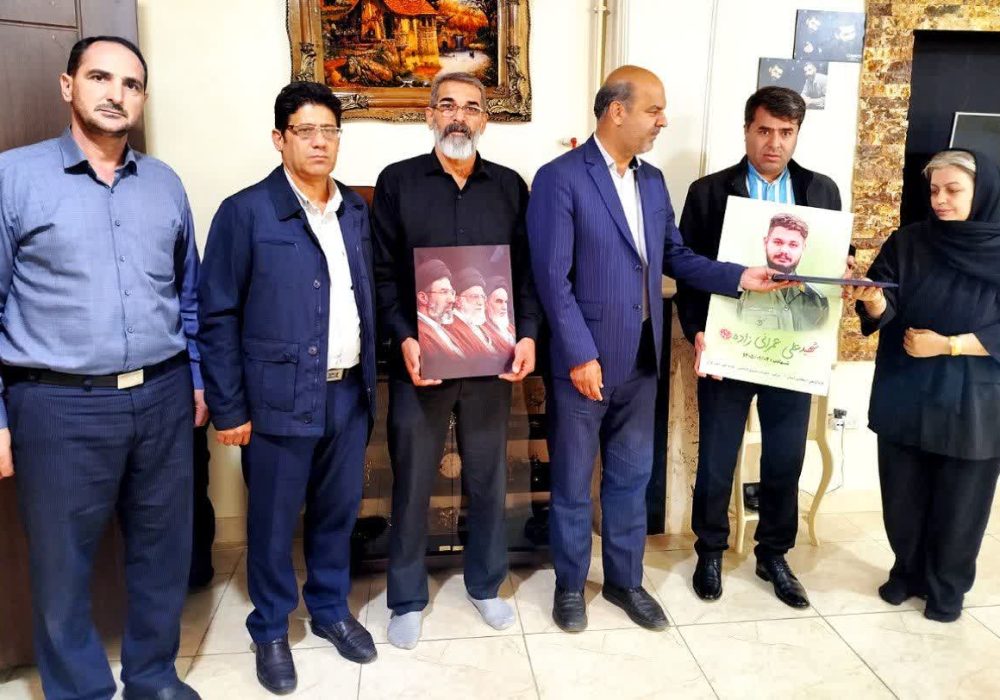با خانواده شهید عمرانی‌زاده