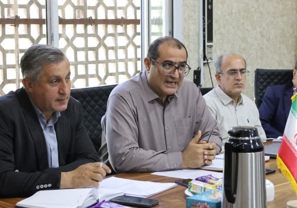 نشست علمی – تخصصی «آسیب‌شناسی محصولات سبزی و صیفی گلخانه‌ای با محوریت مدیریت تلفیقی عوامل خسارت‌زا»