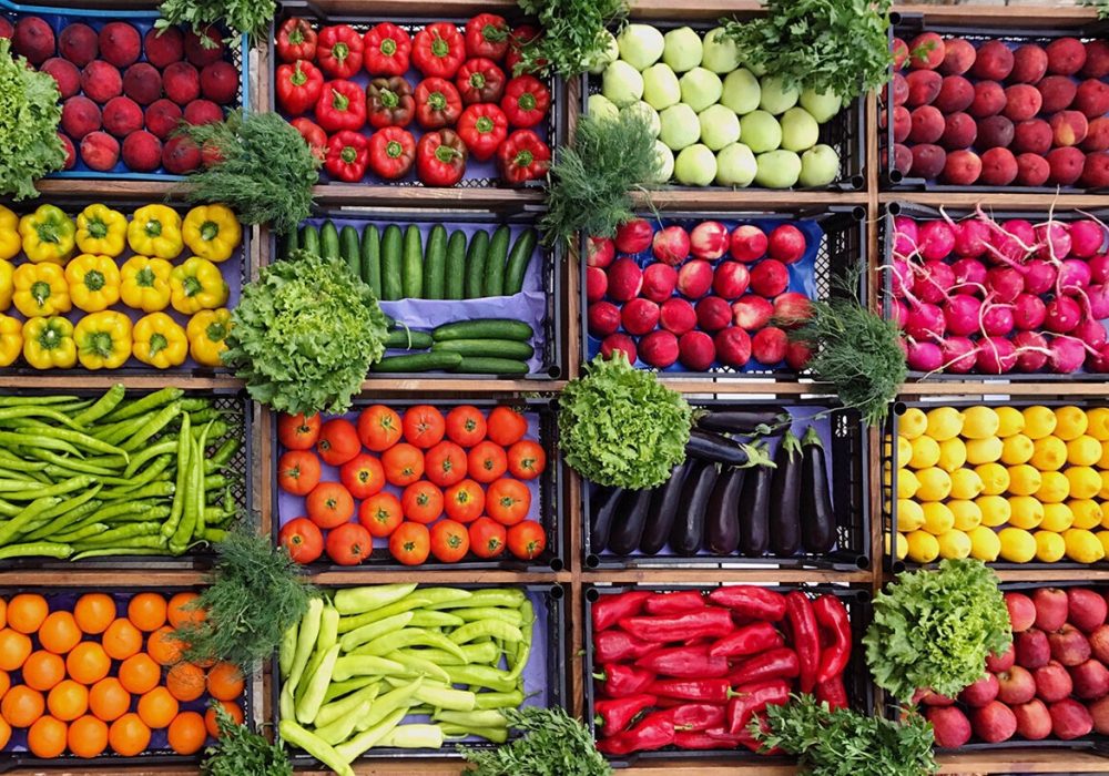 صادرات ۵۰ میلیون دلاری میوه های خوراکی و فرآورده های غلات آذربایجان شرقی